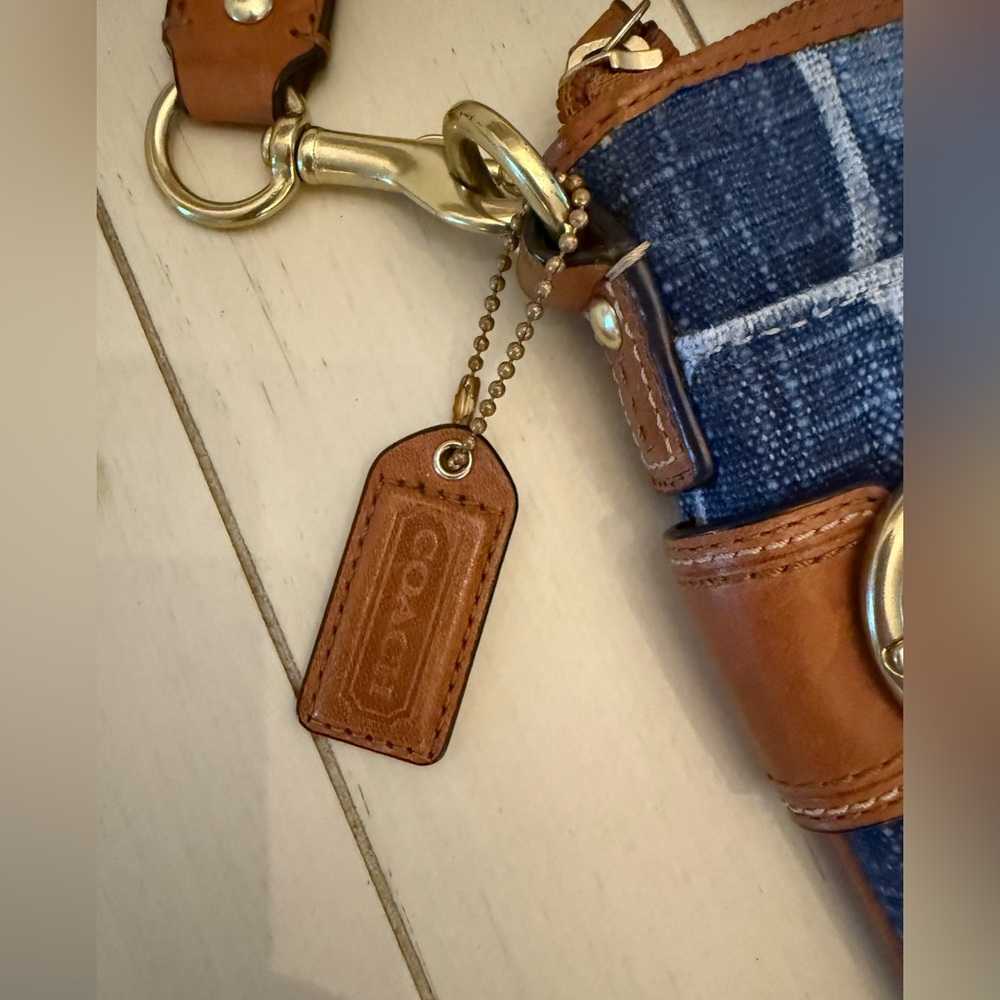Denim Coach crossbody with zipper closure and front and back slip pockets - Picture 5 of 10
